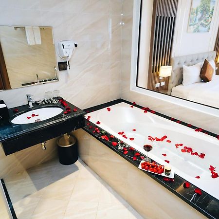 Vinh Yen Manh Quan Luxury Hotel מראה חיצוני תמונה