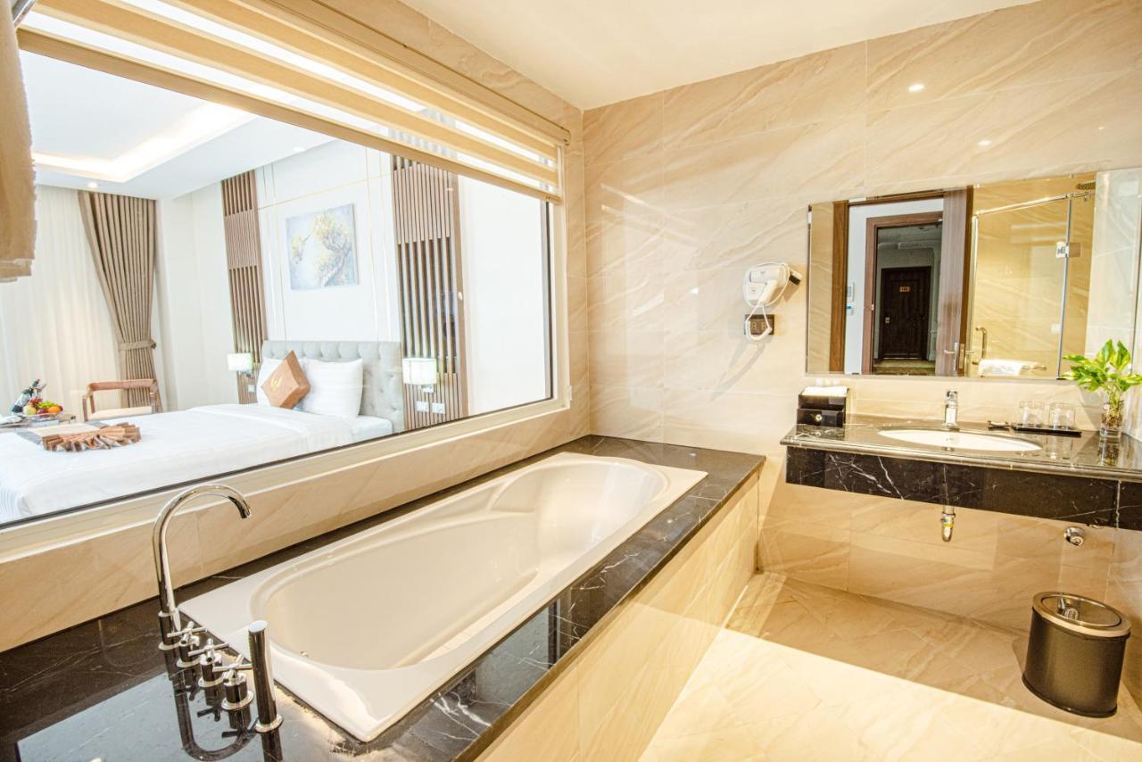Vinh Yen Manh Quan Luxury Hotel מראה חיצוני תמונה