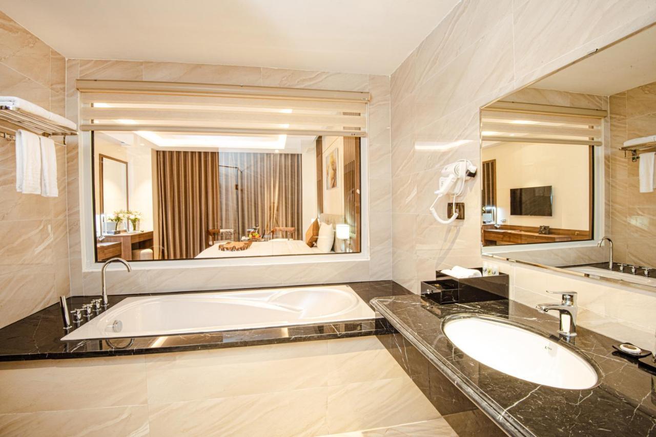 Vinh Yen Manh Quan Luxury Hotel מראה חיצוני תמונה